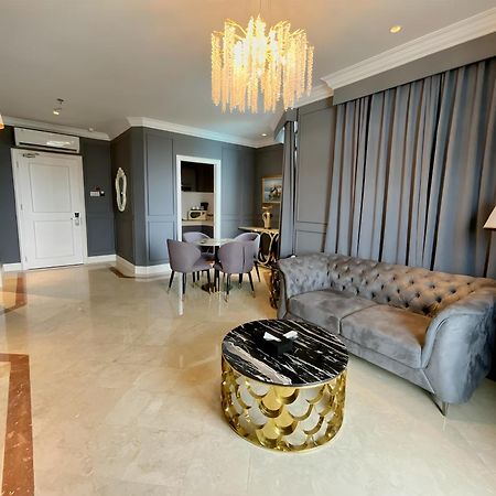Grand Eska Hotel & Suites Batam 纳柯亚 外观 照片