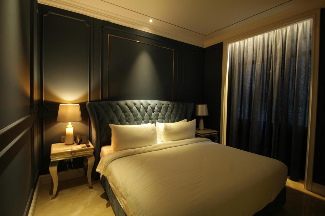 Grand Eska Hotel & Suites Batam 纳柯亚 外观 照片