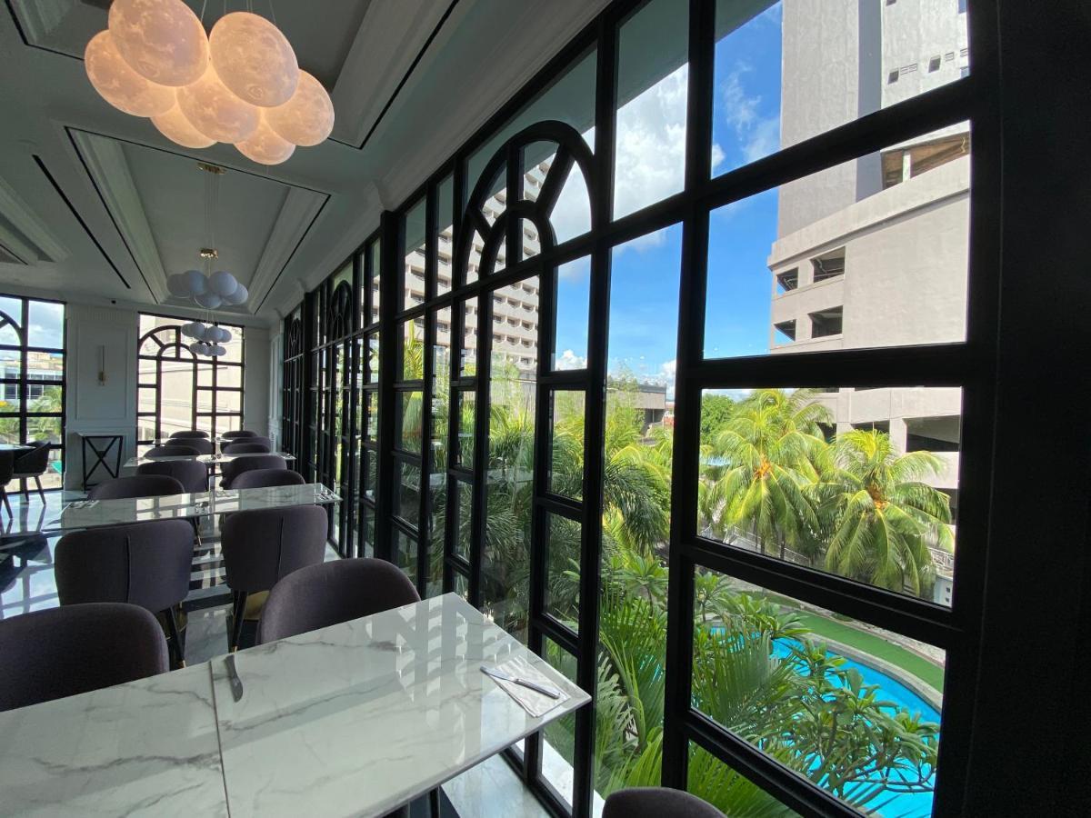 Grand Eska Hotel & Suites Batam 纳柯亚 外观 照片