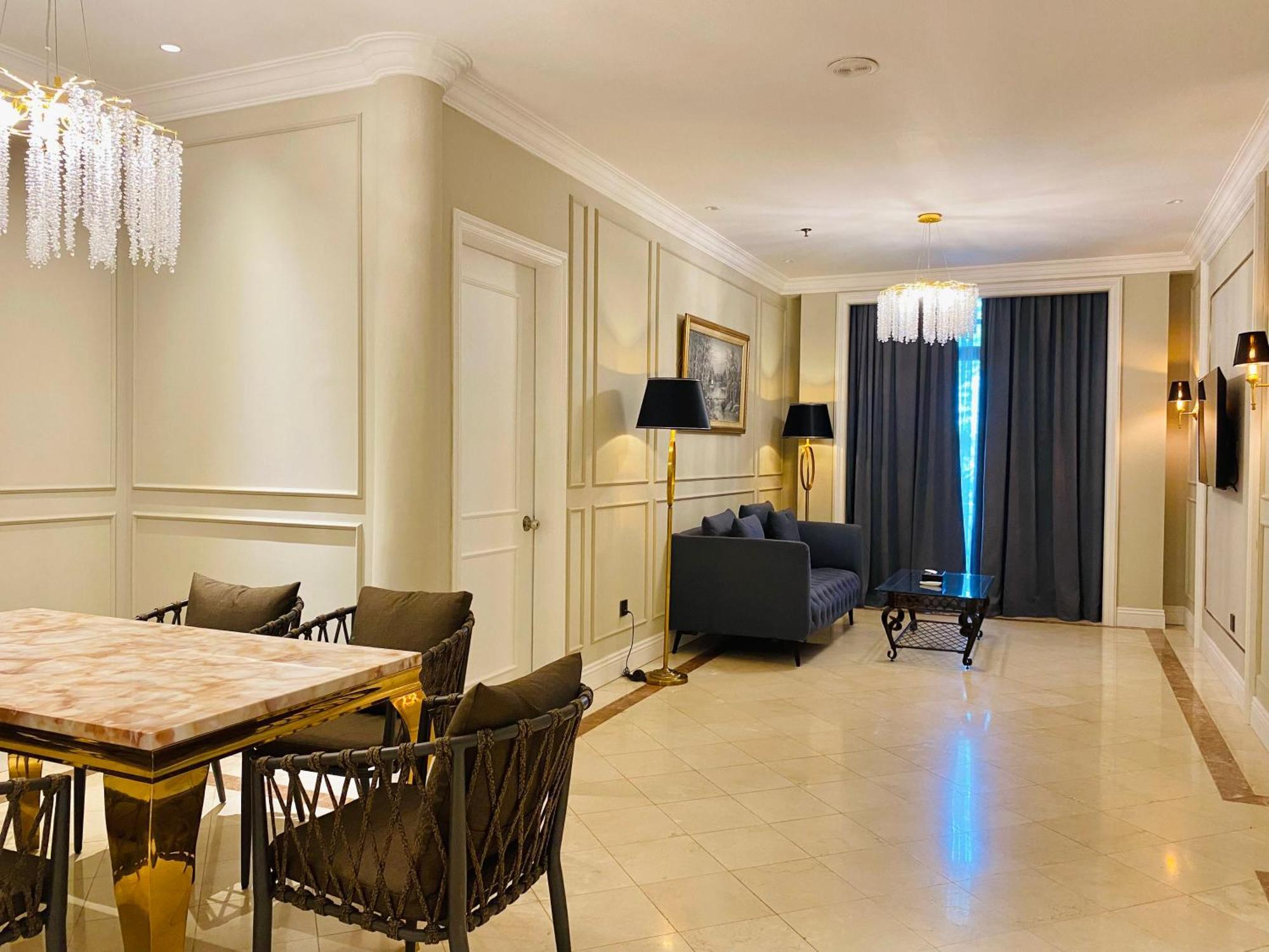 Grand Eska Hotel & Suites Batam 纳柯亚 外观 照片