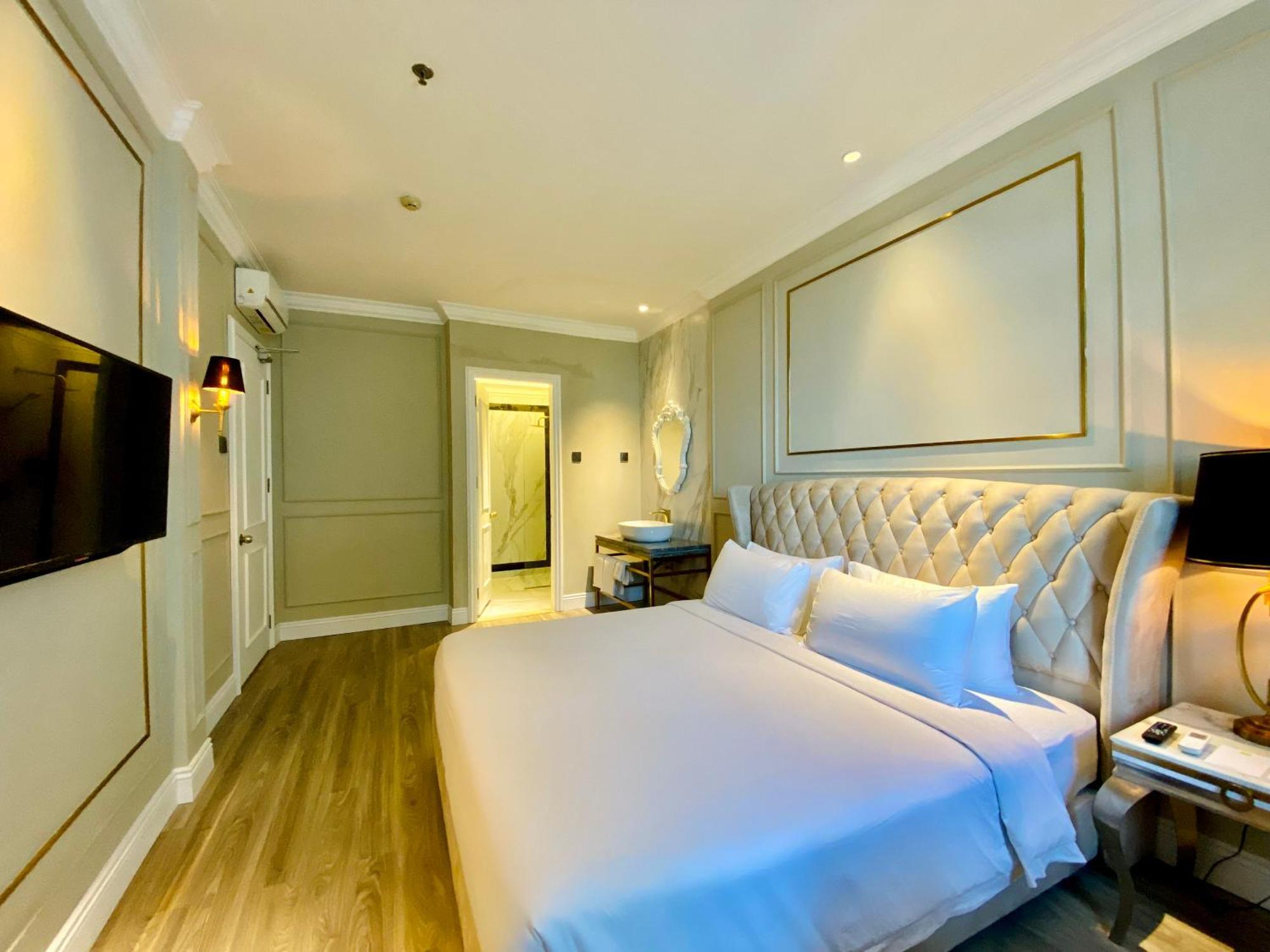 Grand Eska Hotel & Suites Batam 纳柯亚 外观 照片