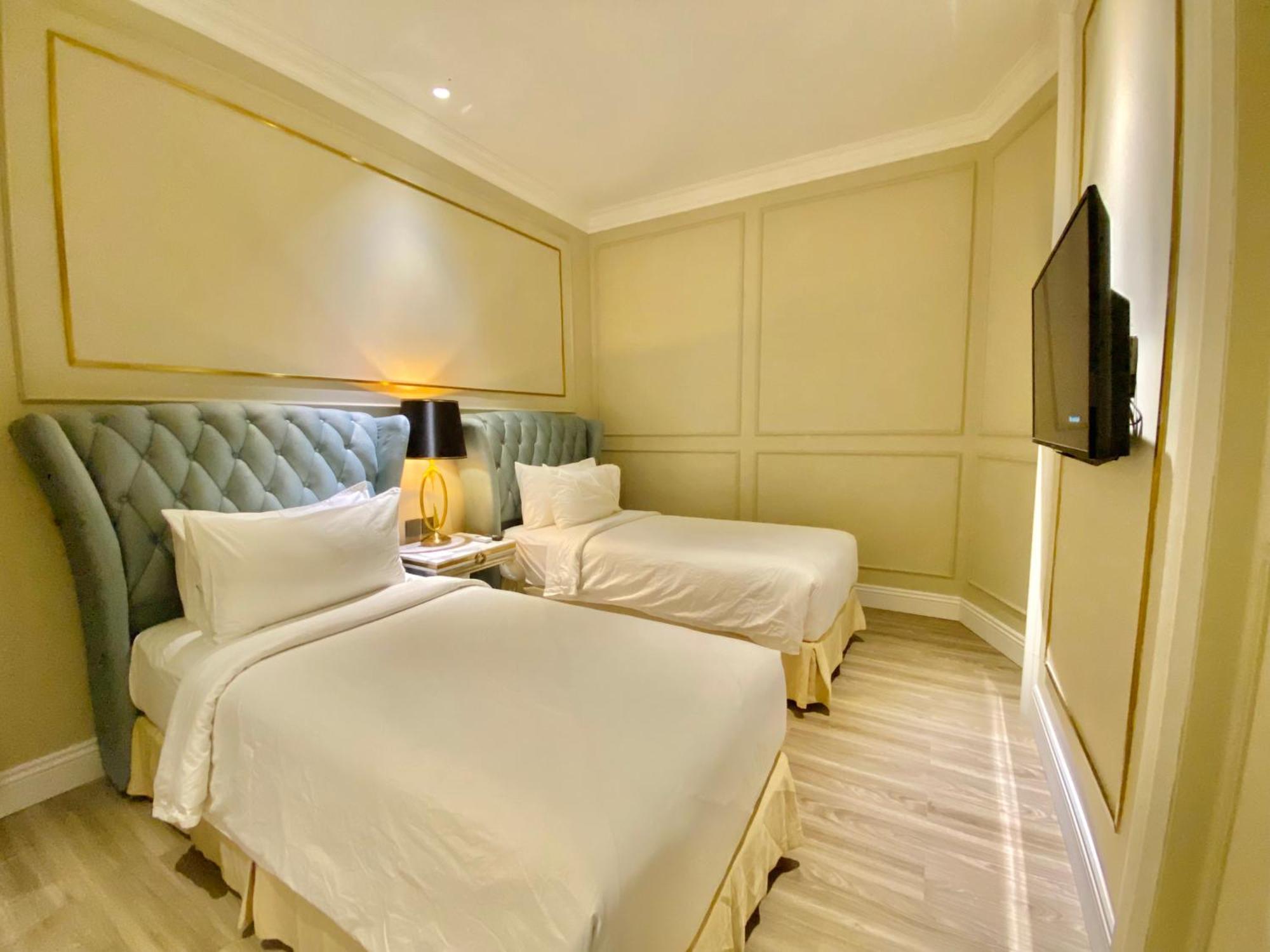 Grand Eska Hotel & Suites Batam 纳柯亚 外观 照片