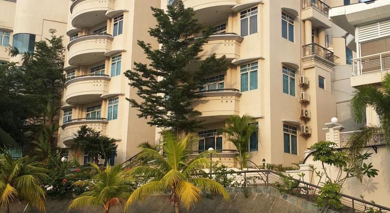 Grand Eska Hotel & Suites Batam 纳柯亚 外观 照片